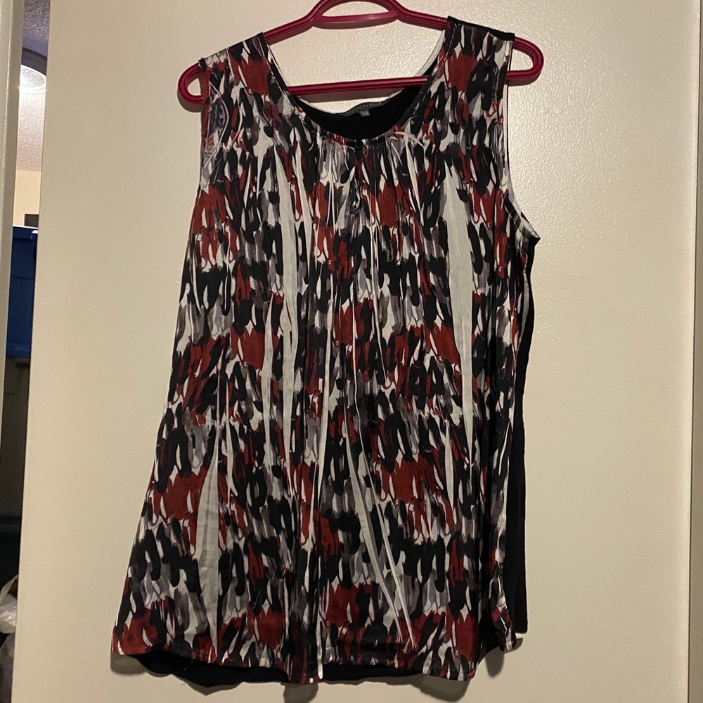 ADDITION ELLE SLEEVELESS PLEATED TOP - Picture 9 of 13